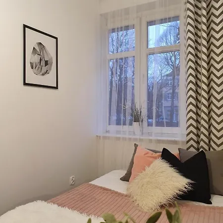 Pokoje W Centrum Sopotu - Ksiazat Pomorskich 23 Homestay szállás Sopot